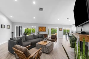 6910 2nd Terrace, Boca Raton, FL 33487 - MLS#B26036296