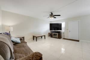 1011 Exeter, Boca Raton, FL 33434, Boca Raton, FL 33434 - MLS#B26036339