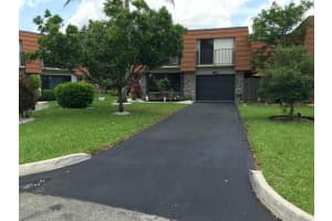 11047 15th Manor, Davie, FL 33324 - MLS#B26036368