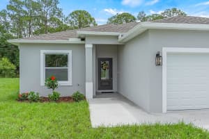 8226 104th Court, Vero Beach, FL 32967 - MLS#B26036411