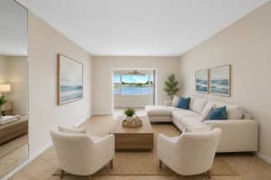 1116 Lake Terrace, Boynton Beach, FL 33426 - MLS#B26036425