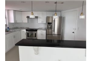 1301 Miami Gardens Drive, Miami, FL 33179 - MLS#B26036512