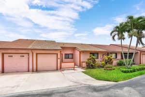 120 Mayfair Lane, Boynton Beach, FL 33426 - MLS#B26036542
