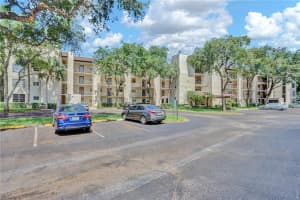 9460 Poinciana Place, Davie, FL 33324 - MLS#B26036551
