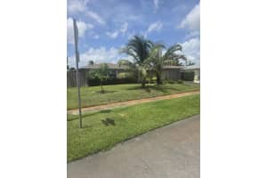 7751 44th Court, Lauderhill, FL 33351 - MLS#B26036562
