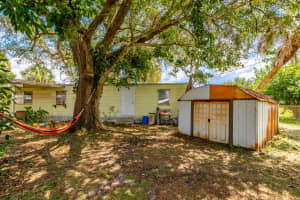 5009 Deanna Lane, Fort Pierce, FL 34946 - MLS#B26036566