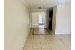 1870 33rd Avenue, Lauderhill, FL 33311 - MLS#B26036568