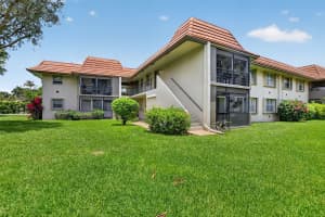 1050 13th Street, Boca Raton, FL 33486 - MLS#B26036575