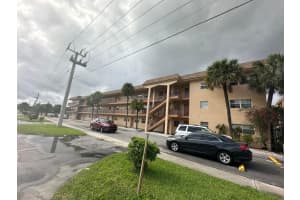 4191 Nw 26th Street 371, Lauderhill, Fl 33313, Lauderhill