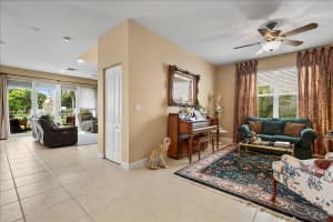135 Hamilton Terrace, West Palm Beach, FL 33414 - MLS#B26036654