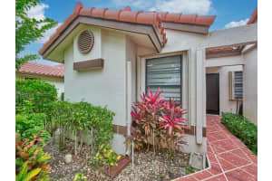 6067 Kings Gate Circle, Delray Beach, FL 33484 - MLS#B26036706