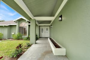 362 Crosspoint Drive, Port Saint Lucie, FL 34983 - MLS#B26036766