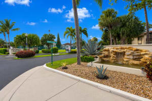 303 Knotty Pine Circle, Greenacres, FL 33463 - MLS#B26036778