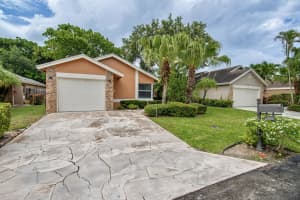 7601 Martinique Boulevard, Boca Raton, FL 33433 - MLS#B26036785