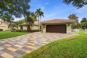 4704 99th Lane, Coral Springs, FL 33076 - MLS#B26036839