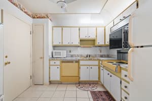 2271 48th Terrace, Lauderhill, FL 33313 - MLS#B26036872