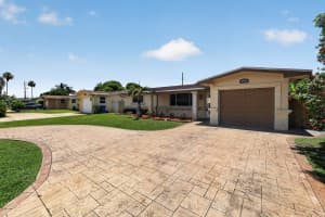 8580 12th Street, Pembroke Pines, FL 33024 - MLS#B26036887