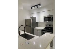 2926 University Drive, Davie, FL 33328 - MLS#B26036892