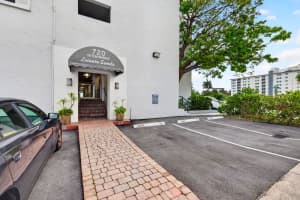 720 Orton Avenue, Fort Lauderdale, FL 33304 - MLS#B26036925