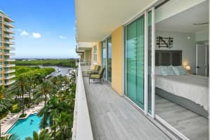 625 Casa Loma Boulevard, Boynton Beach, FL 33435 - MLS#B26036968
