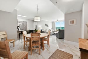 625 Casa Loma Boulevard, Boynton Beach, FL 33435 - MLS#B26036968