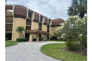 5390 Woodland Lakes Drive, Palm Beach Gardens, FL 33418 - MLS#B26037011