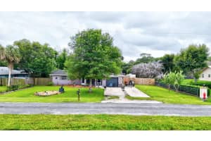 5773 Starcher Avenue, Fort Pierce, FL 34947 - MLS#B26037022