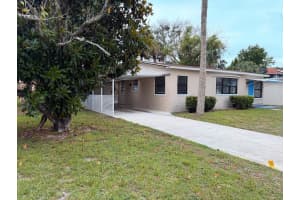 1010 Mayflower Road, Fort Pierce, FL 34950 - MLS#B26037029