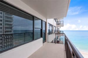 3800 Galt Ocean Drive, Fort Lauderdale, FL 33308 - MLS#B26037055