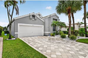 6400 3 Lakes Lane, Boynton Beach, FL 33437 - MLS#B26037103