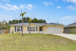 729 Saragossa Avenue, Port Saint Lucie, FL 34953 - MLS#B26037237