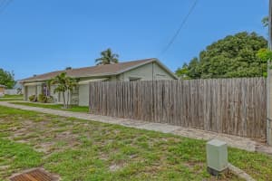 302 8th Street, Boynton Beach, FL 33426 - MLS#B26037336