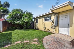 241 68th Terrace, Hollywood, FL 33024 - MLS#B26037339