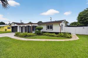10339 Daphne Avenue, Palm Beach Gardens, FL 33410 - MLS#B26037355