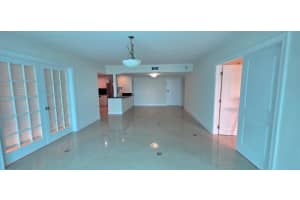11111 Biscayne Boulevard 4c, Miami, Fl 33181, Miami