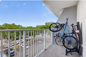 1801 Treasure Drive, North Bay Village, FL 33141 - MLS#B26037371