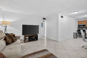 1801 Treasure Drive, North Bay Village, FL 33141 - MLS#B26037371
