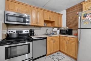 1801 Treasure Drive, North Bay Village, FL 33141 - MLS#B26037371