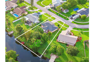 113 Cordoba Circle, Royal Palm Beach, FL 33411 - MLS#B26037382