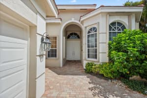 10911 Royal Devon Way, Lake Worth, FL 33449 - MLS#B26037429