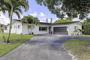 11821 Nw 6th Court, Plantation, Fl 33325, Plantation