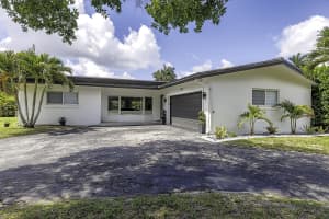 11821 6th Court, Plantation, FL 33325 - MLS#B26037463