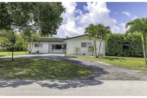 11821 6th Court, Plantation, FL 33325 - MLS#B26037463
