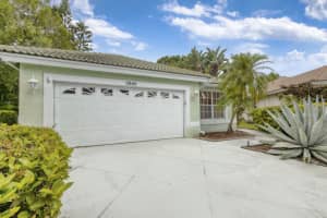 2860 Waters Edge Circle, Greenacres, FL 33413 - MLS#B26037466