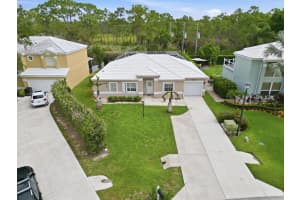 9205 Woods End Place, Jupiter, FL 33469 - MLS#B26037496