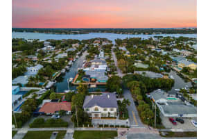 401 Center Street, Jupiter, FL 33458 - MLS#B26037553