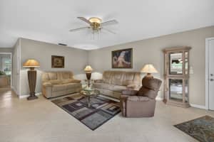 1 Lake Vista Trail, Port Saint Lucie, FL 34952 - MLS#B26037574