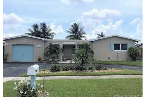 311 93rd Terrace, Pembroke Pines, FL 33024 - MLS#B26037636