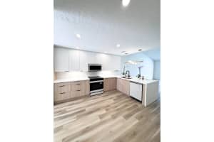 21547 Altamira Avenue, Boca Raton, FL 33433 - MLS#B26037643