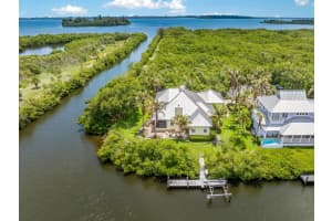 2165 7th Ave Avenue, Vero Beach, FL 32962 - MLS#B26037712